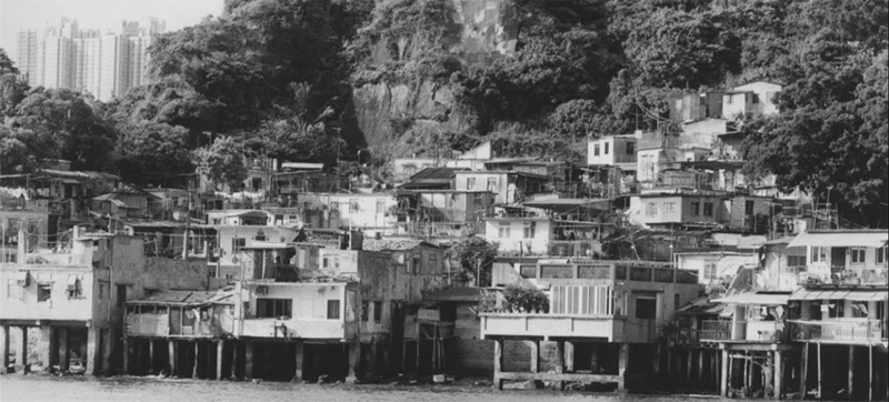 Stilted Houses along Lei Yue Mun Coastline in 1993 (Photo source: University of Hong Kong Library)