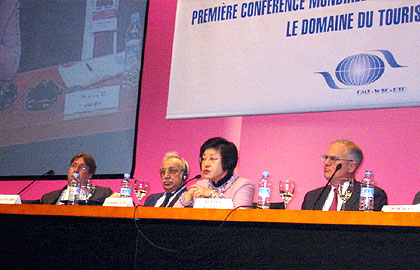 TOURCOM : 首 届 旅 游 通 讯 国 际 会 议 