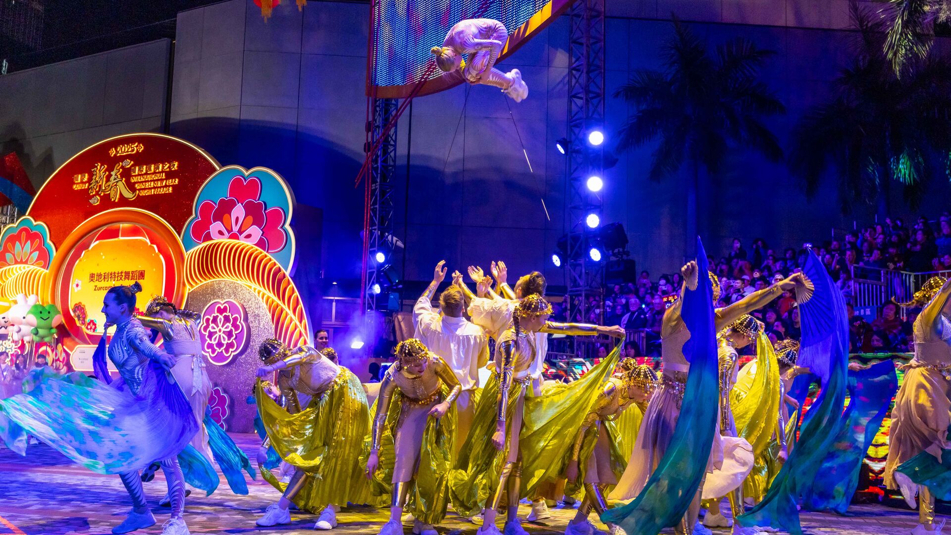 2025 International Chinese New Year Night Parade 3